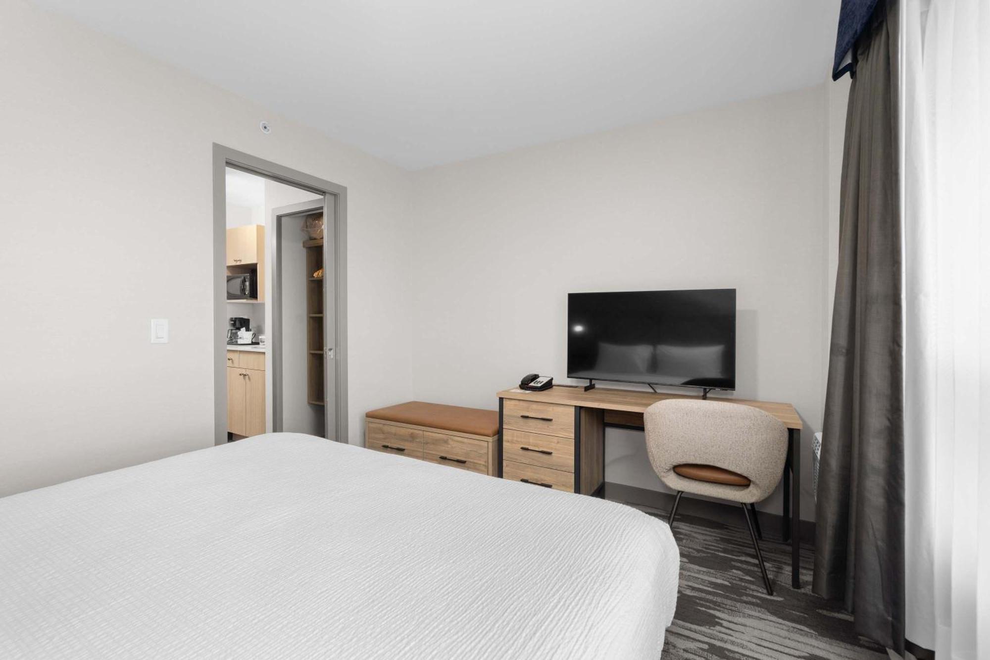 Sandman Hotel Calgary Airport Kültér fotó