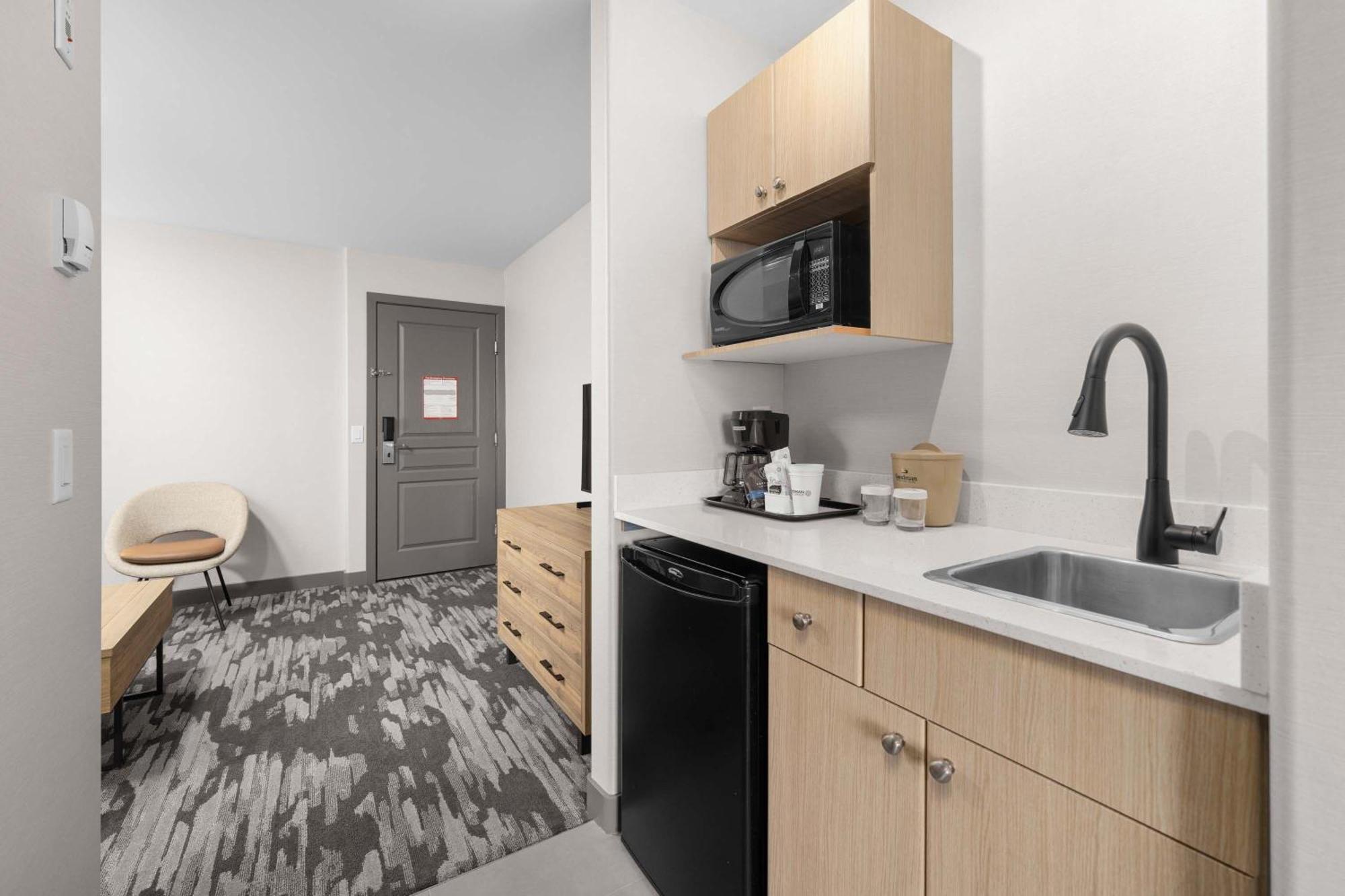 Sandman Hotel Calgary Airport Kültér fotó