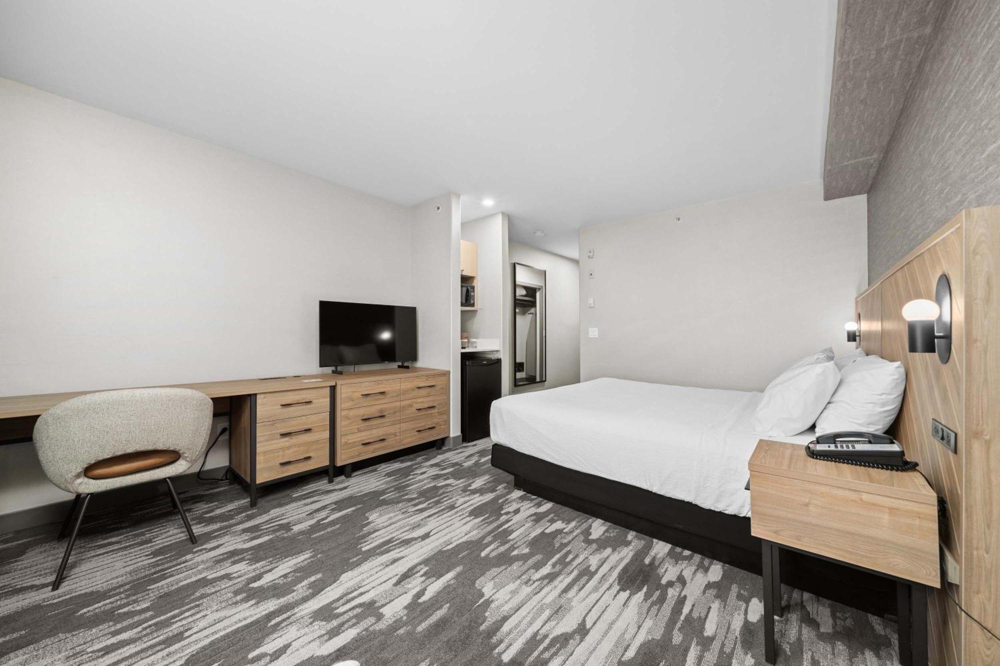 Sandman Hotel Calgary Airport Kültér fotó